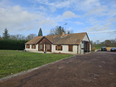 Maison à vendre à Valigny, Allier, Auvergne, avec Leggett Immobilier