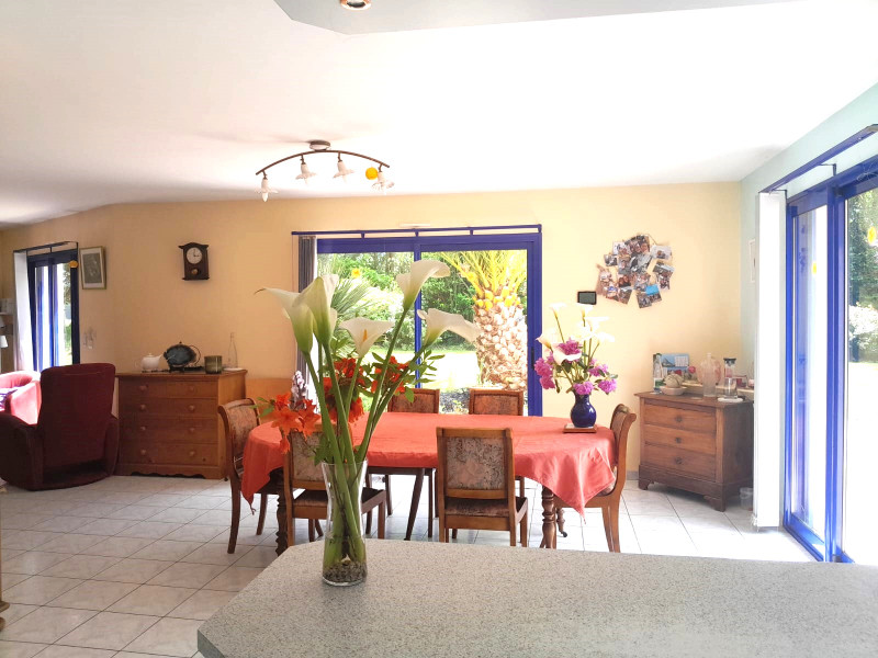 French property for sale in Châtelaudren-Plouagat, Côtes-d'Armor - €349,500 - photo 2