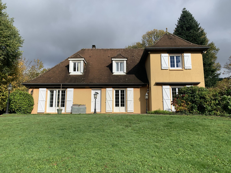 French property for sale in Saint-Sulpice-Laurière, Haute-Vienne - €349,800 - photo 0