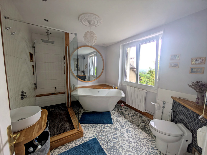 French property for sale in Ayen, Corrèze - €256,800 - photo 2