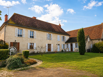 house for sale in Allier