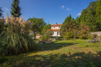 Maison à vendre à Mouthiers-sur-Boëme, Charente - 280.000 € - photo 2