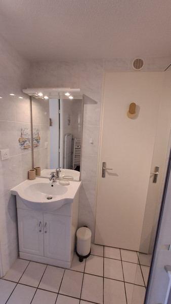 French property for sale in Saint-Palais-sur-Mer, Charente-Maritime - €230,050 - photo 6