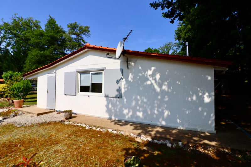 French property for sale in Écuras, Charente - €118,850 - photo 8
