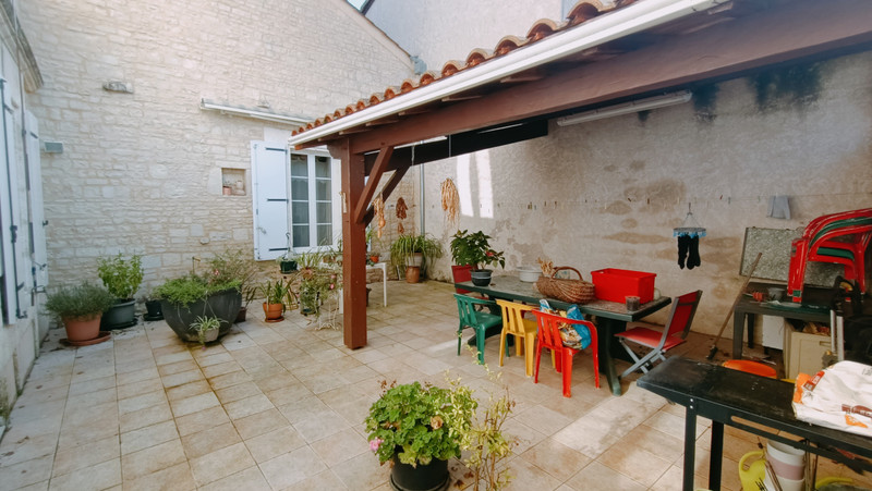 French property for sale in Mansle, Charente - €162,000 - photo 2