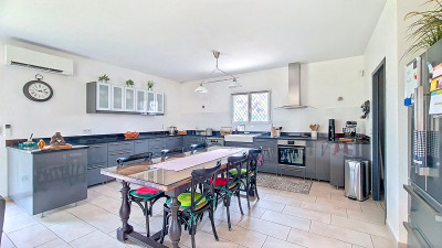 house for sale in Gironde