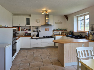 French property for sale in Chabanais, Charente - €199,000 - photo 1