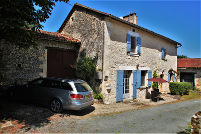 Maison à vendre à Chapdeuil, Dordogne, Aquitaine, avec Leggett Immobilier