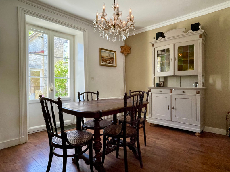 French property for sale in Rouillac, Charente - €390,000 - photo 4