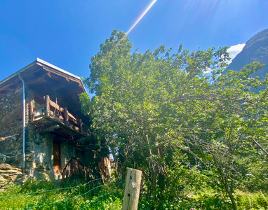 Ski property for sale in Val d'Isere - €550,000 - photo 8