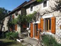 Maison à vendre à Auzances, Creuse - 109 900 € - photo 1