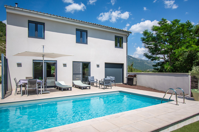 Maison à vendre à Castellane, Alpes-de-Haute-Provence - 348.800 € - photo 1