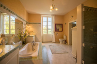 Maison à vendre à Angoulême, Charente - 1.490.000 € - photo 9