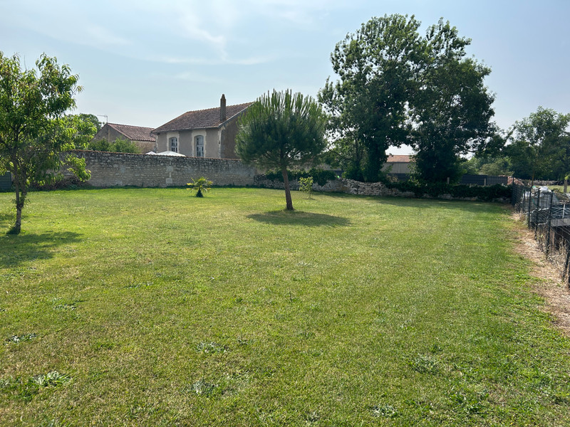 French property for sale in Bouillé-Courdault, Vendée - €234,800 - photo 1