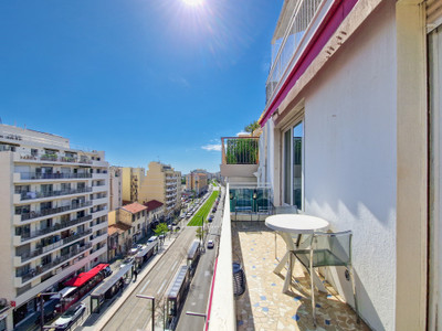 French property for sale in Nice, Alpes-Maritimes - €399,000 - photo 3