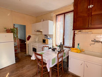 Maison à vendre à Genouillac, Creuse - 44.600 € - photo 2