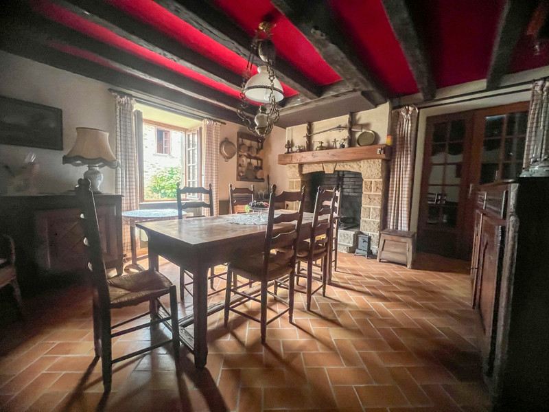 French property for sale in Chaillac-sur-Vienne, Haute-Vienne - €246,100 - photo 2