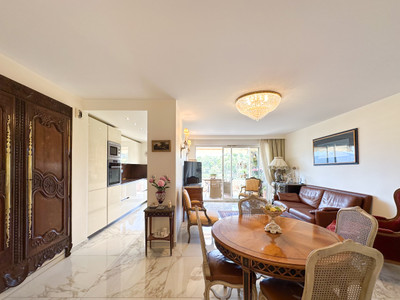 French property for sale in Mandelieu-la-Napoule, Alpes-Maritimes - €570,000 - photo 4