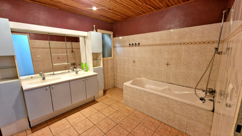 French property for sale in Vélines, Dordogne - €268,000 - photo 5