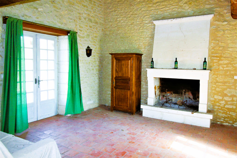 French property for sale in Cherval, Dordogne - €158,050 - photo 4