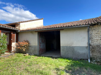 Maison à vendre à Marcillac-Lanville, Charente - 158.050 € - photo 3