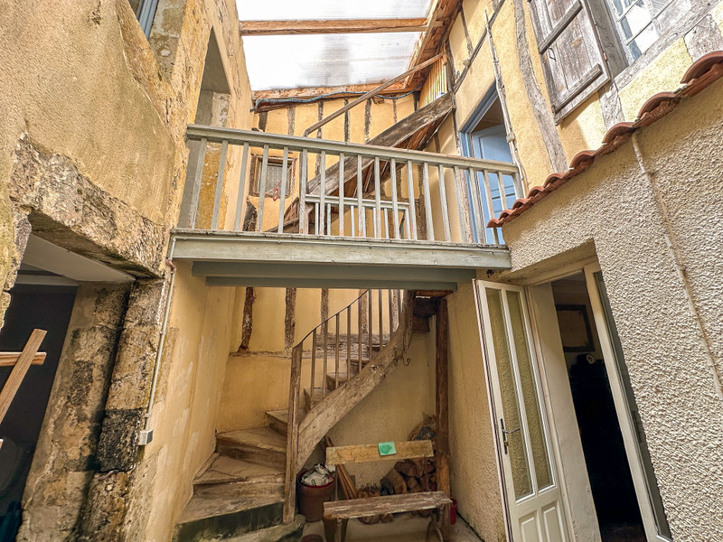 French property for sale in Sos, Lot-et-Garonne - €160,000 - photo 11
