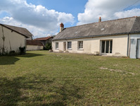 Maison à vendre à Noyant-Villages, Maine-et-Loire - 77.000 € - photo 12