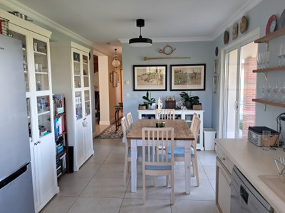 French property for sale in Saint-Ciers-de-Canesse, Gironde - €333,900 - photo 6