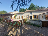 Maison à vendre à Vouzan, Charente - 265.000 € - photo 2