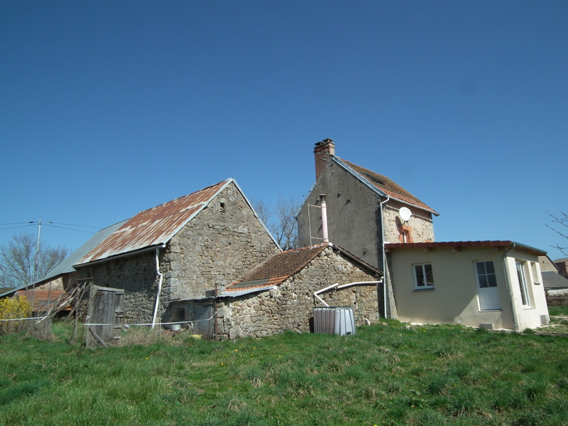 French property for sale in Auzances, Creuse - &#8364;59,900 - photo 4