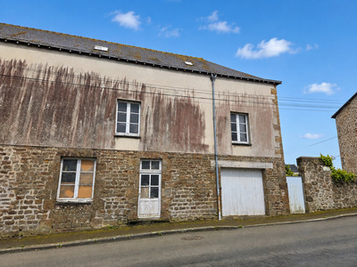 Maison à vendre à Gorron, Mayenne, Pays de la Loire, avec Leggett Immobilier