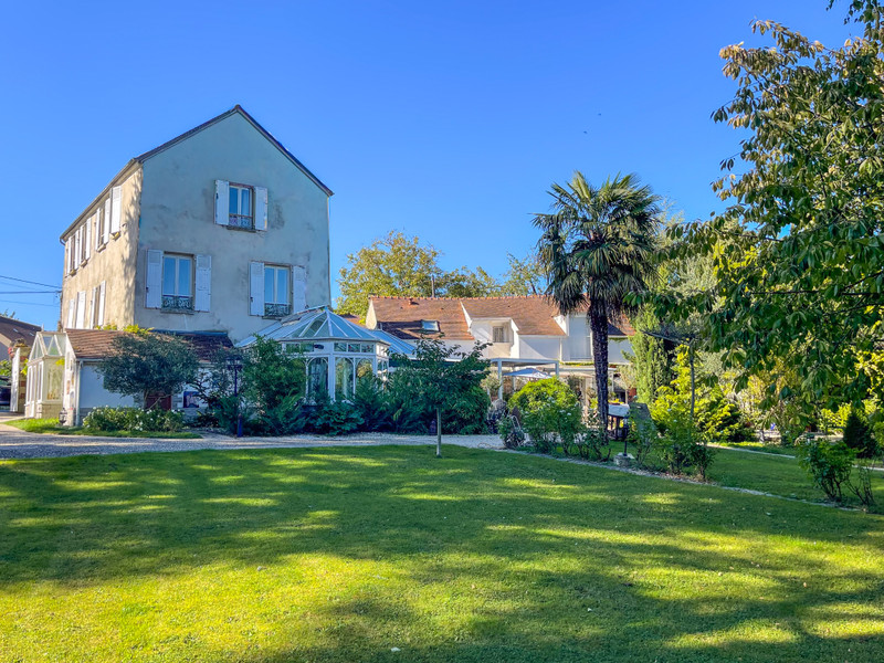 French property for sale in Villiers-Adam, Val-d'Oise - €1,297,800 - photo 0