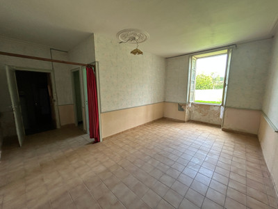French property for sale in Saint-Laurent-de-la-Salle, Vendée - €36,600 - photo 5