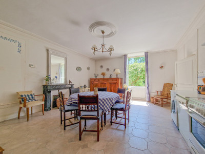French property for sale in Bessé, Charente - €398,900 - photo 5