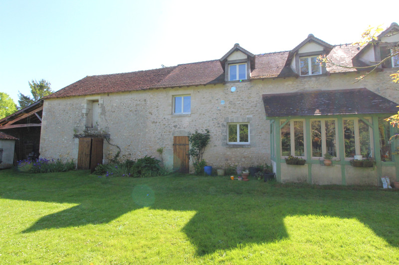 French property for sale in Saint-Pierre-de-Maillé, Vienne - €287,500 - photo 1