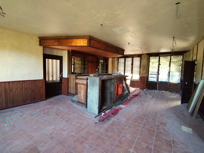 French property for sale in Treignac, Corrèze - €95,000 - photo 1