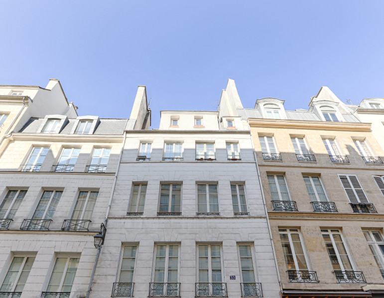 French property for sale in Paris 4e Arrondissement, Paris - €745,000 - photo 10