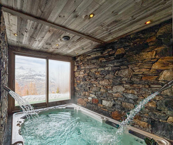 Ski property for sale in La Plagne - €2,950,000 - photo 7