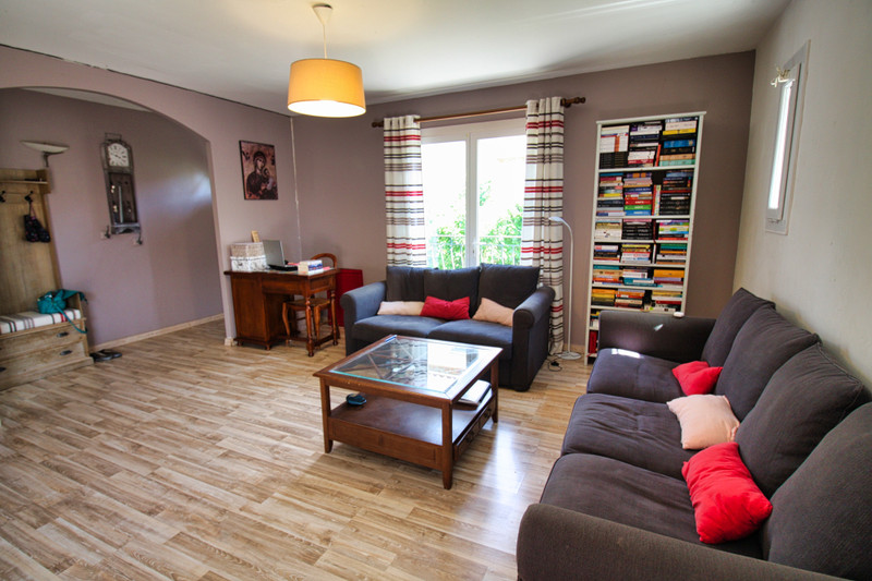 French property for sale in Gignac, Hérault - €325,000 - photo 5