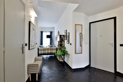 French property for sale in Nice, Alpes-Maritimes - €585,000 - photo 3