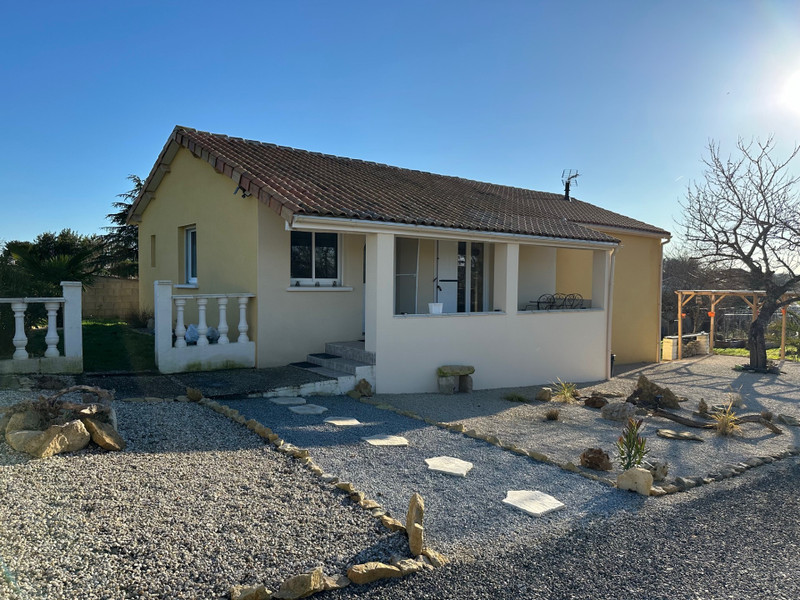 Maison à vendre à Marcillac-Lanville, Charente - 167 400 € - photo 1