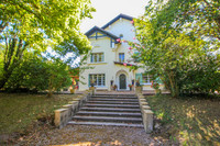Maison à vendre à Pressignac-Vicq, Dordogne - 382.000 € - photo 1