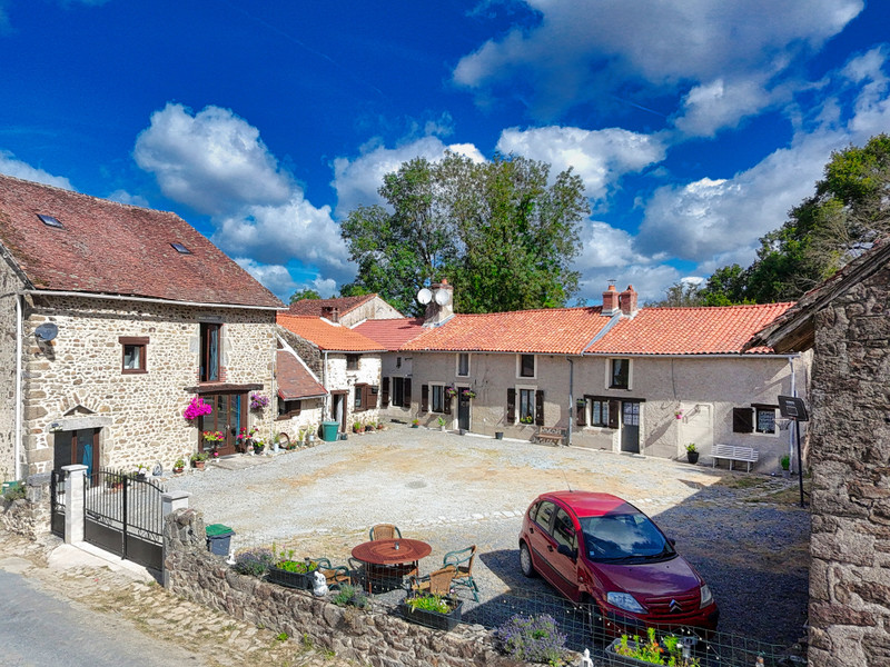 French property for sale in Magnac-Laval, Haute-Vienne - €349,800 - photo 1