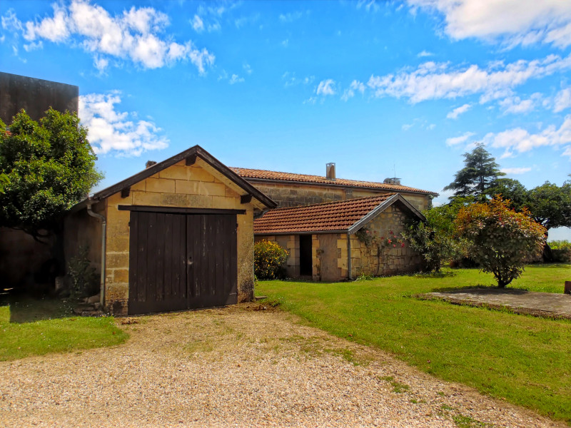 French property for sale in Bourg, Gironde - €498,200 - photo 7