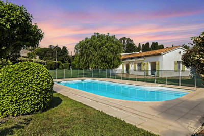 Maison à vendre à Antibes, Alpes-Maritimes, PACA, avec Leggett Immobilier