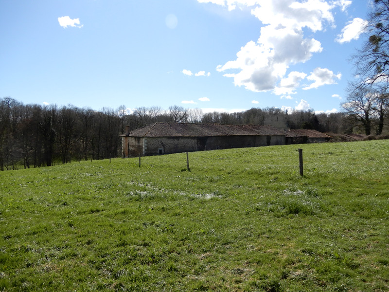 French property for sale in Mouzon, Charente - €49,000 - photo 4