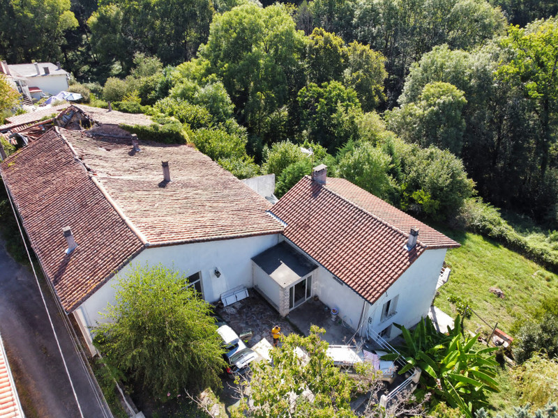 French property for sale in Nontron, Dordogne - €83,333 - photo 0