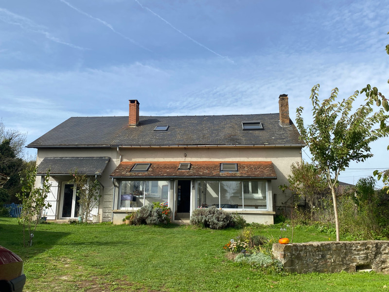 Maison à vendre à La Croisille-sur-Briance, Haute-Vienne - 349.500 € - photo 1