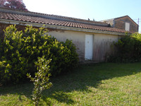 Maison à vendre à Saint-Ciers-de-Canesse, Gironde - 328 600 € - photo 4