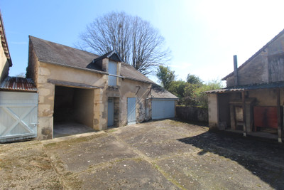 French property for sale in Angles-sur-l'Anglin, Vienne - €46,000 - photo 1